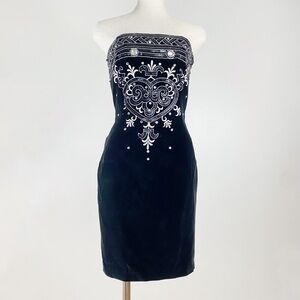 Vintage 90s Black Embroidered Velvet Embellished Sheath Dress Small